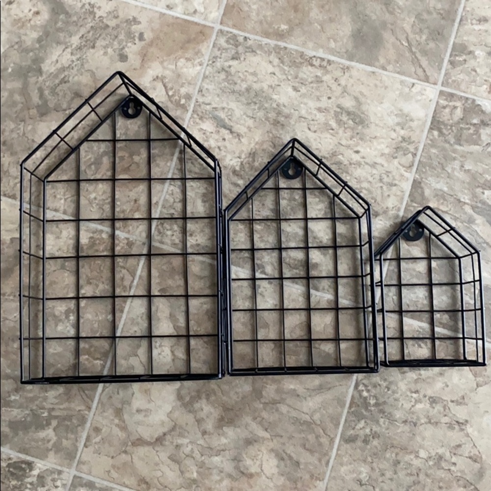 3 house wall hangers